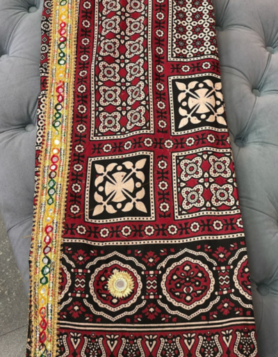 Sindhi Ajrak